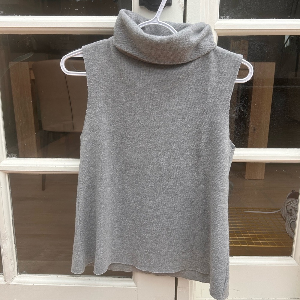 Zara Sleeveless Knit turtle neck